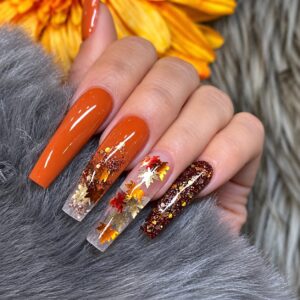 Autumn Gold Glam
Press-On Nails