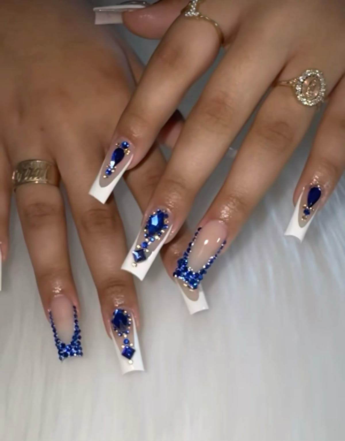 Royal Sapphire Elegance Press-On Nails