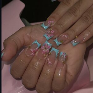 Press on nails