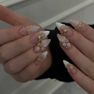 Press on nails