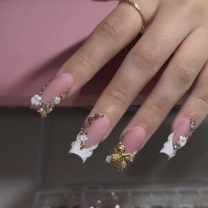White Gold Blossom 
Press-On Nails