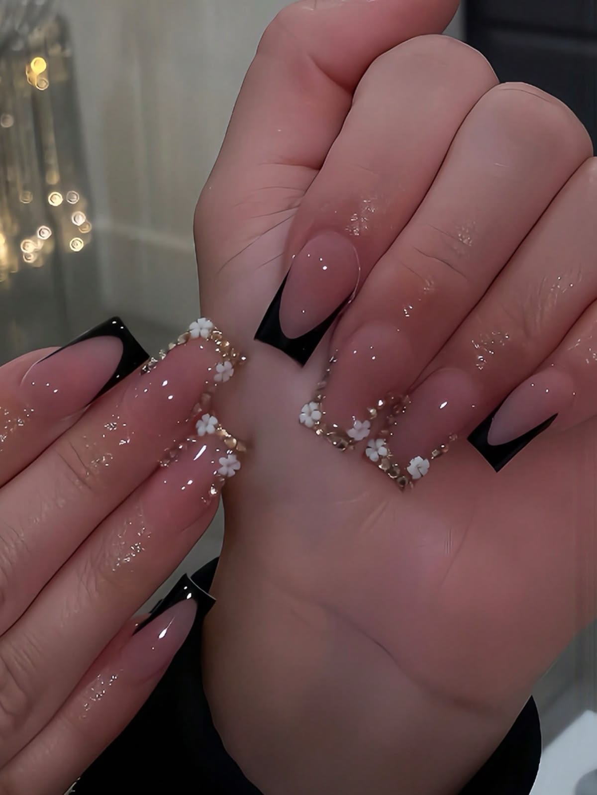 Midnight Garden French
Press-On Nails