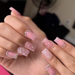 Pink Crystal Glam 
Press-On Nails