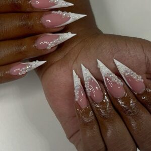 Press on nails